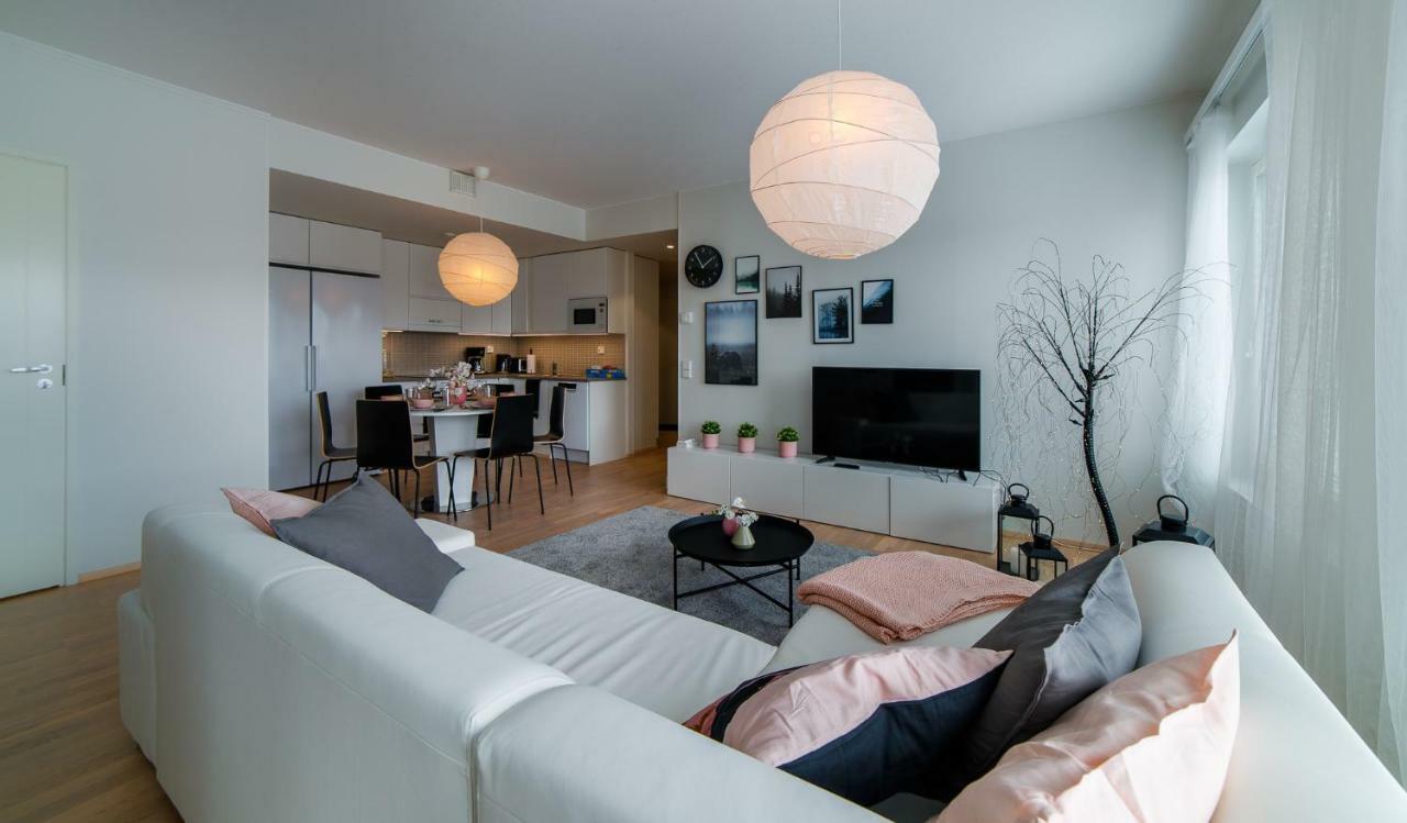 New & Luxurious Apartment Superior By Arctic Homes روفانييمي المظهر الخارجي الصورة