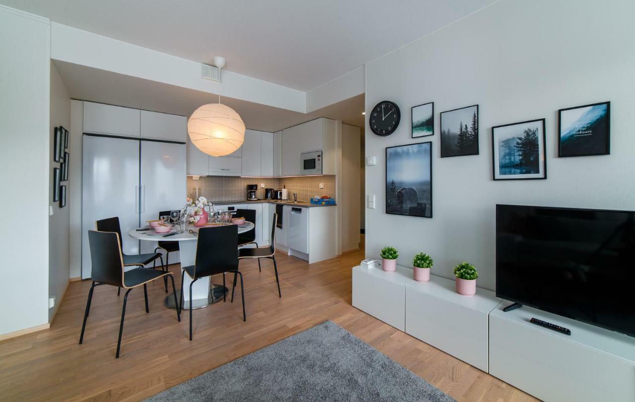New & Luxurious Apartment Superior By Arctic Homes روفانييمي المظهر الخارجي الصورة
