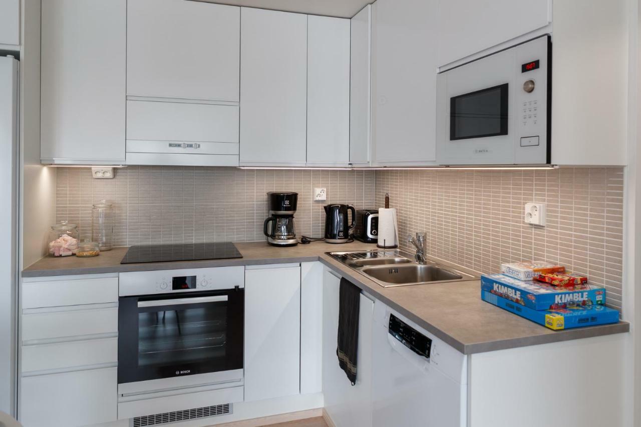 New & Luxurious Apartment Superior By Arctic Homes روفانييمي المظهر الخارجي الصورة