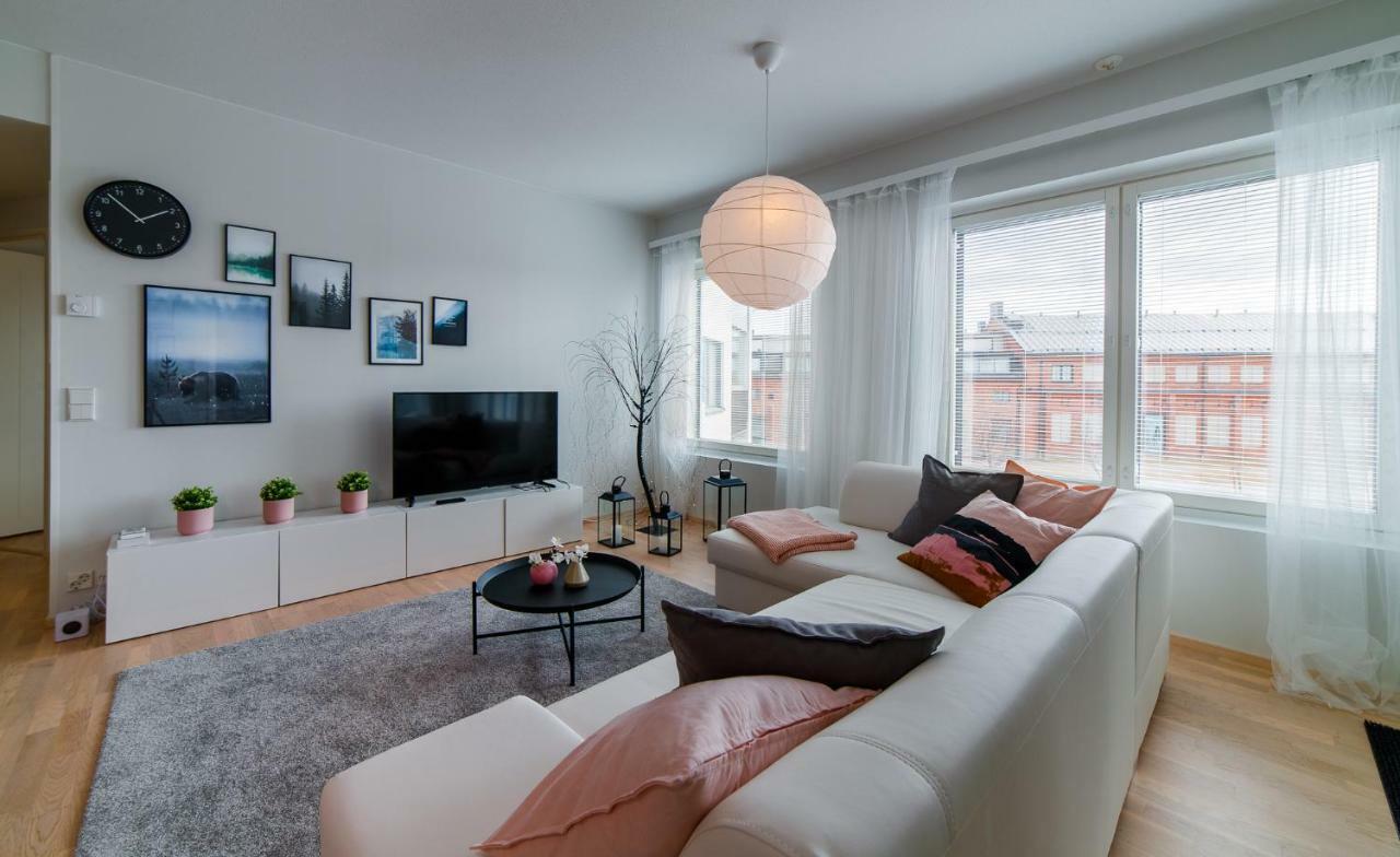 New & Luxurious Apartment Superior By Arctic Homes روفانييمي المظهر الخارجي الصورة